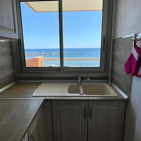 4 Pers Front De - 10m De La Апартаменты Сен-Рафаэль